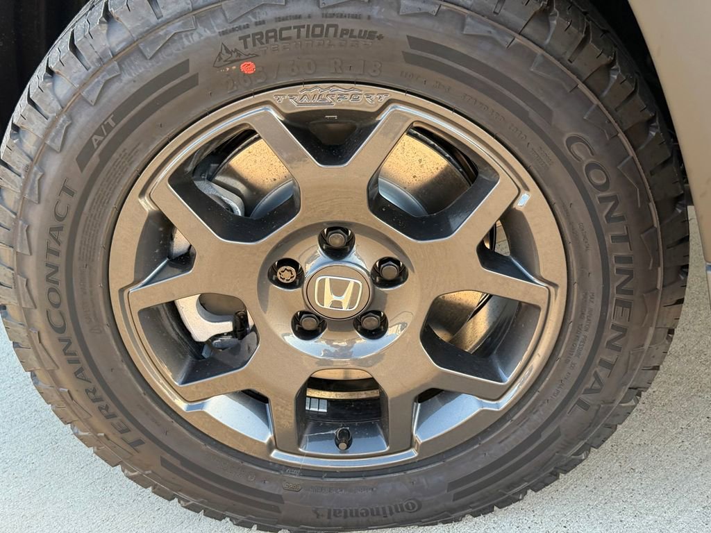 New 2025 Honda Pilot TrailSport image 9