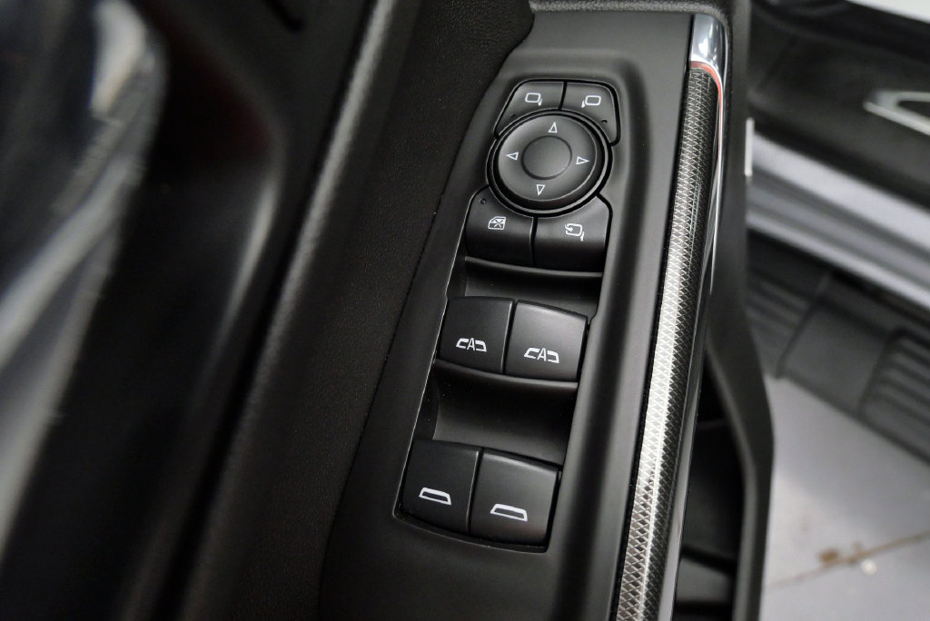 Used 2020 GMC Sierra 1500 AT4 w/ AT4 Carbonpro Edition AWD/4WD image 15