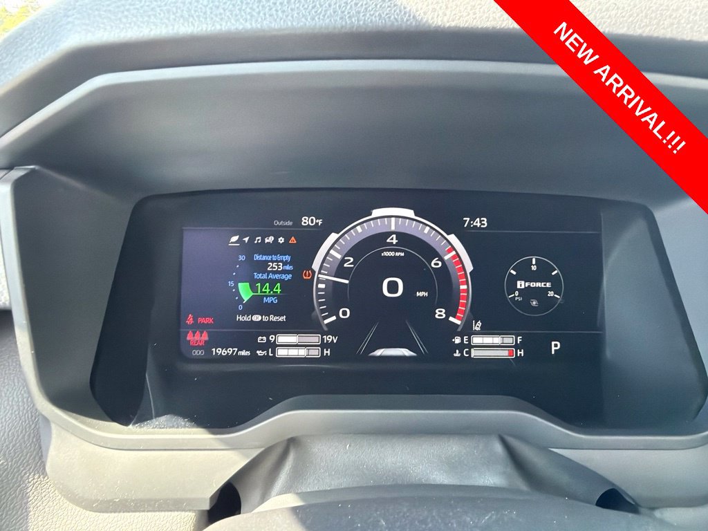 Used 2026 Toyota Tundra 4x4 CrewMax image 10
