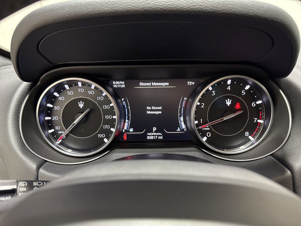 Used 2021 Maserati Levante image 31