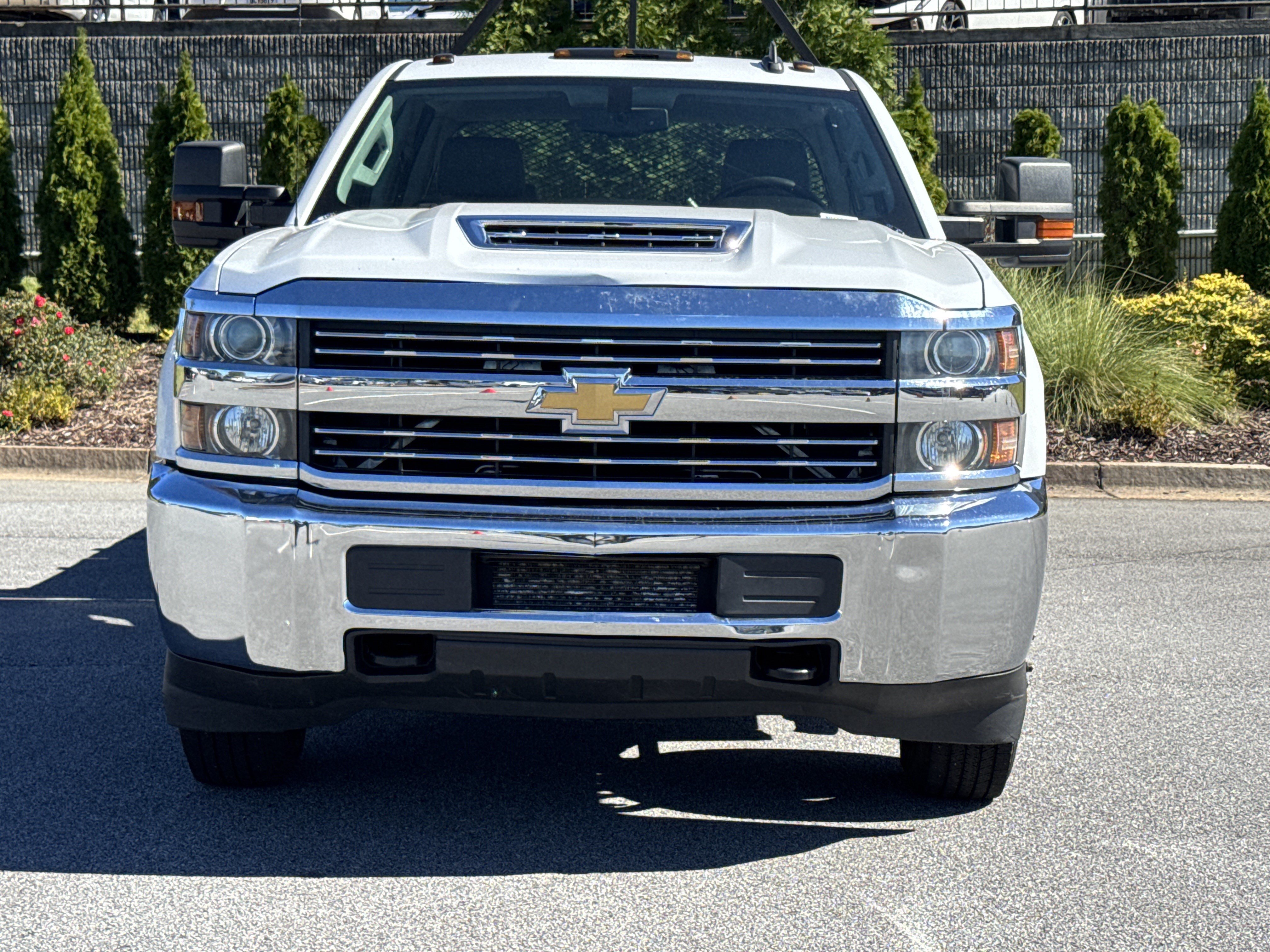 Used 2018 Chevrolet Silverado 3500 W/T w/ WT Convenience Package RWD image 3