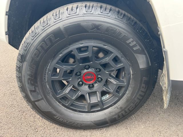 Used 2022 Toyota 4Runner TRD Off-Road Premium w/ TRD Black Wheel Package (TMS) image 38