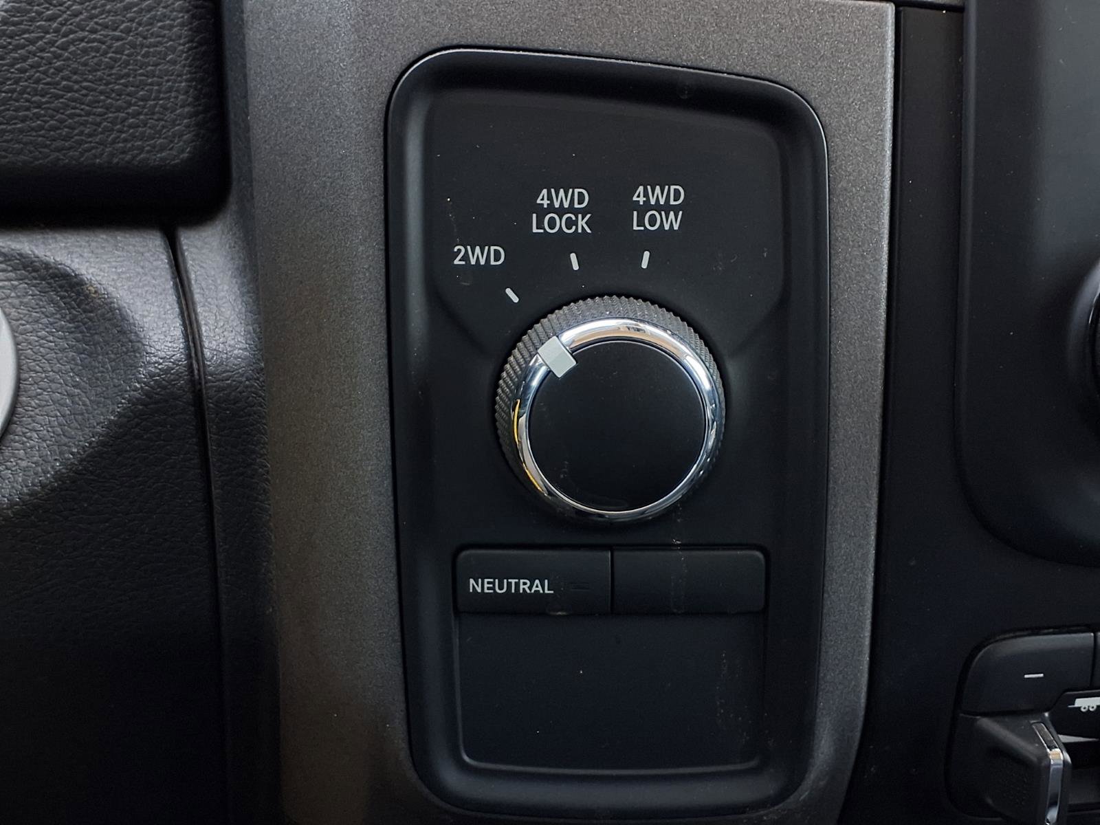 Used 2018 RAM 2500 Tradesman w/ Chrome Appearance Group image 14