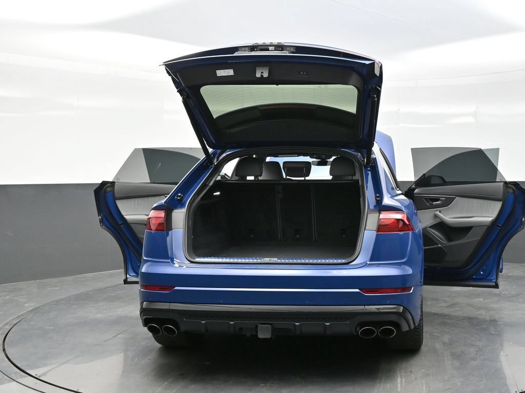 Used 2024 Audi SQ8 Prestige AWD/4WD image 43