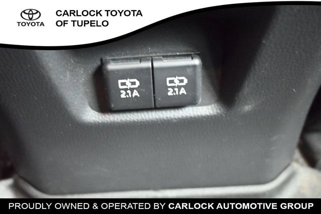 Used 2021 Toyota RAV4 Limited AWD/4WD image 20