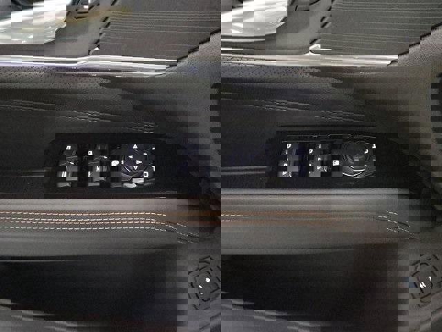 Certified 2025 Cadillac CT4 Sport image 29