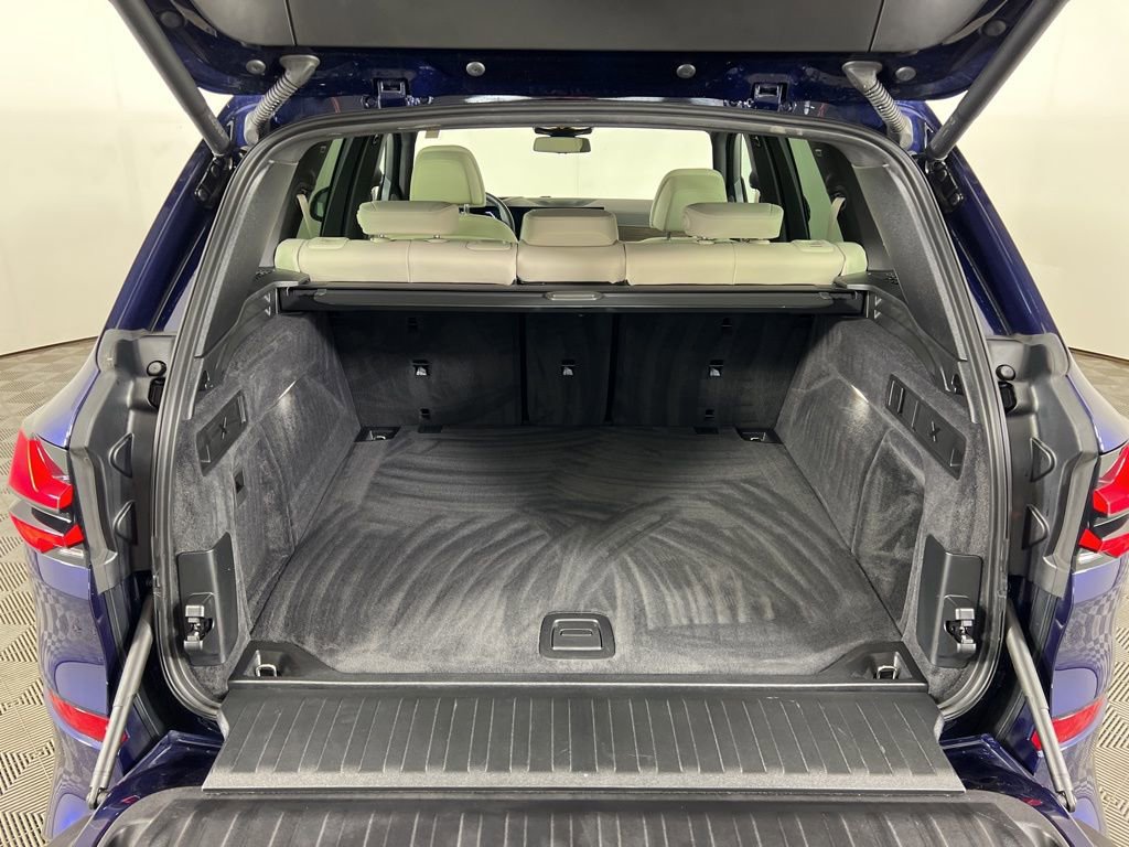 Certified 2024 BMW X5 xDrive40i w/ M Sport Package image 26