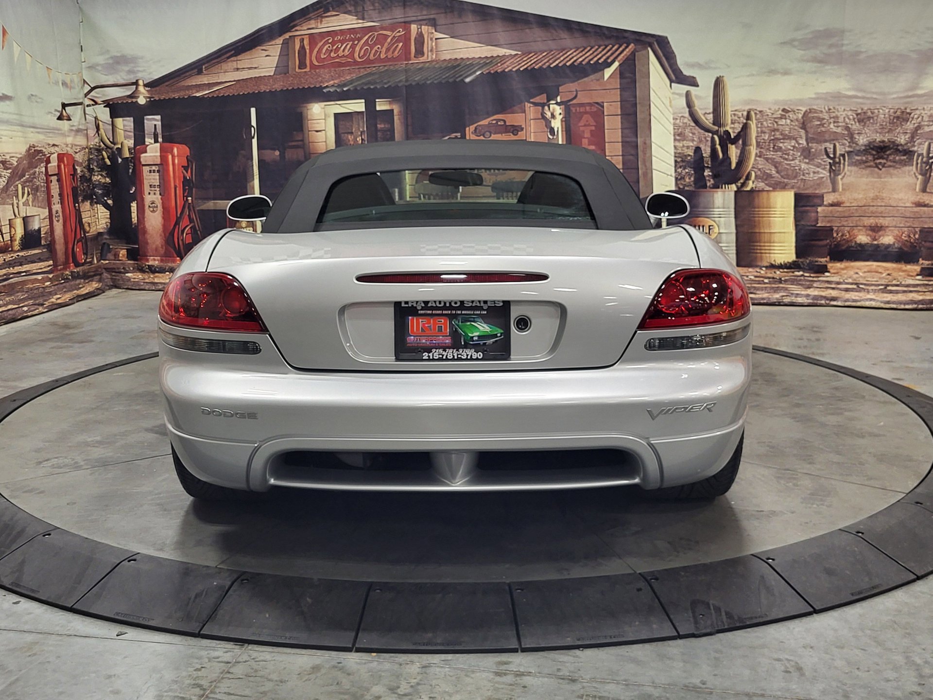 Used 2005 Dodge Viper SRT-10 image 8