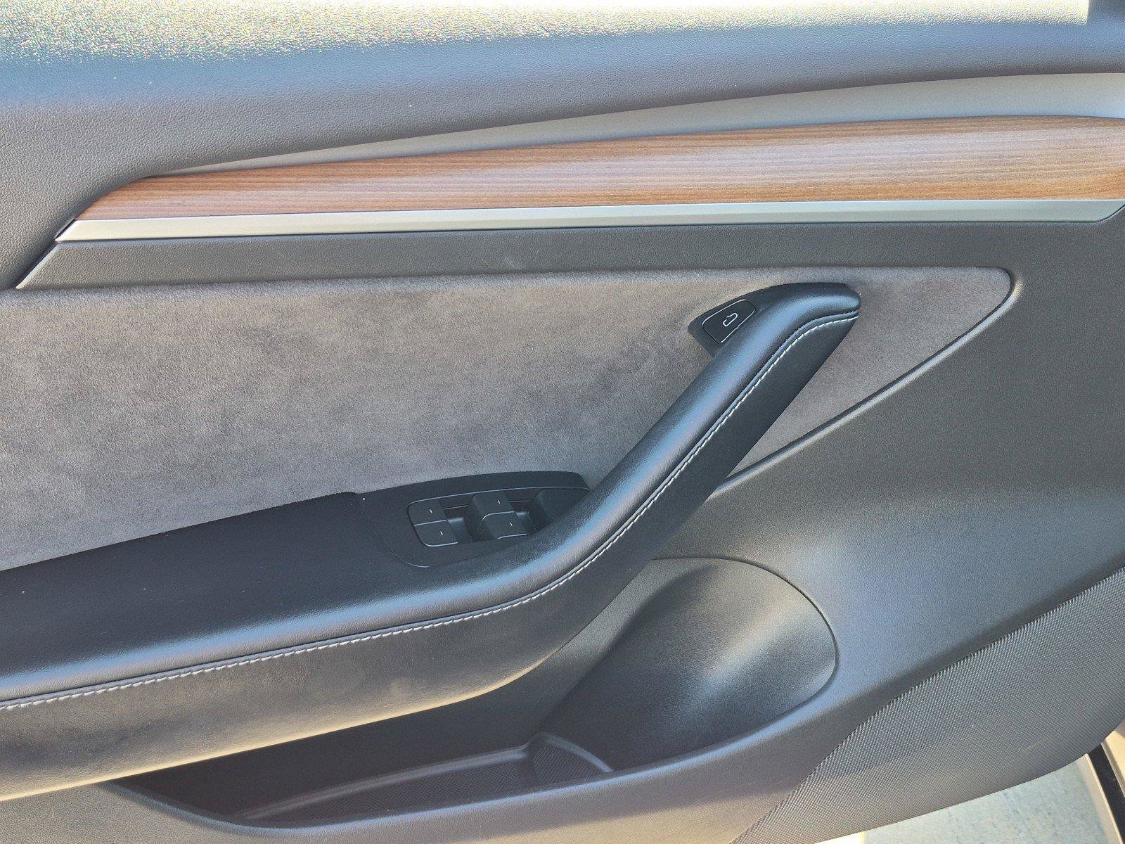 Used 2022 Tesla Model 3 Performance AWD/4WD image 16