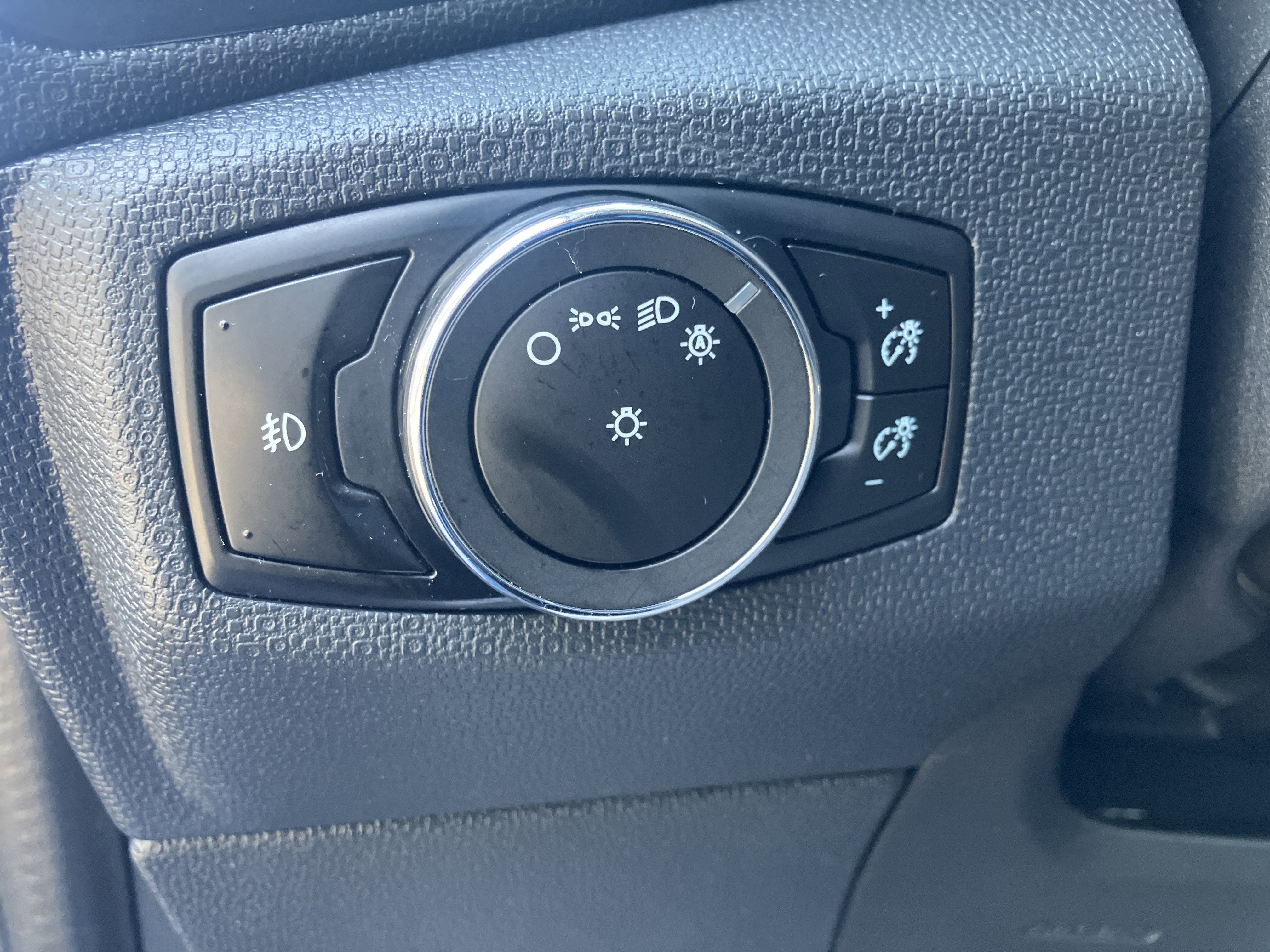 Used 2021 Ford EcoSport Titanium w/ Interior Protection Package image 17