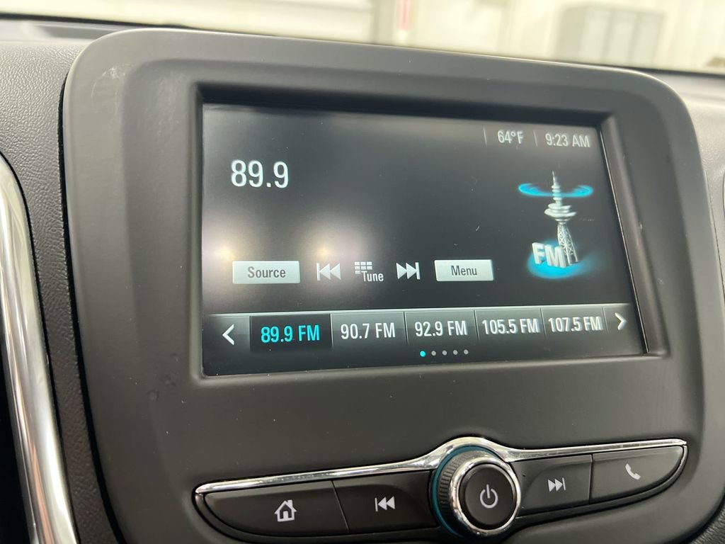 Used 2018 Chevrolet Equinox LT FWD image 13