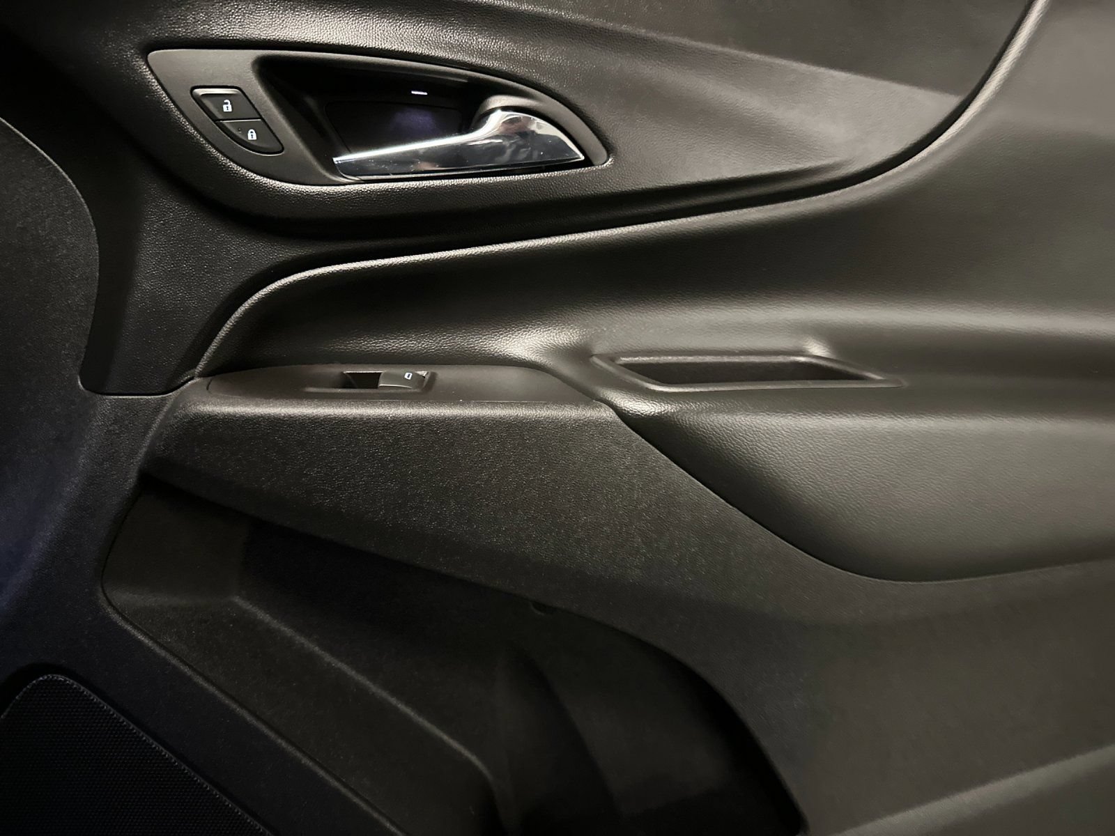 Used 2019 Chevrolet Equinox LT FWD image 22
