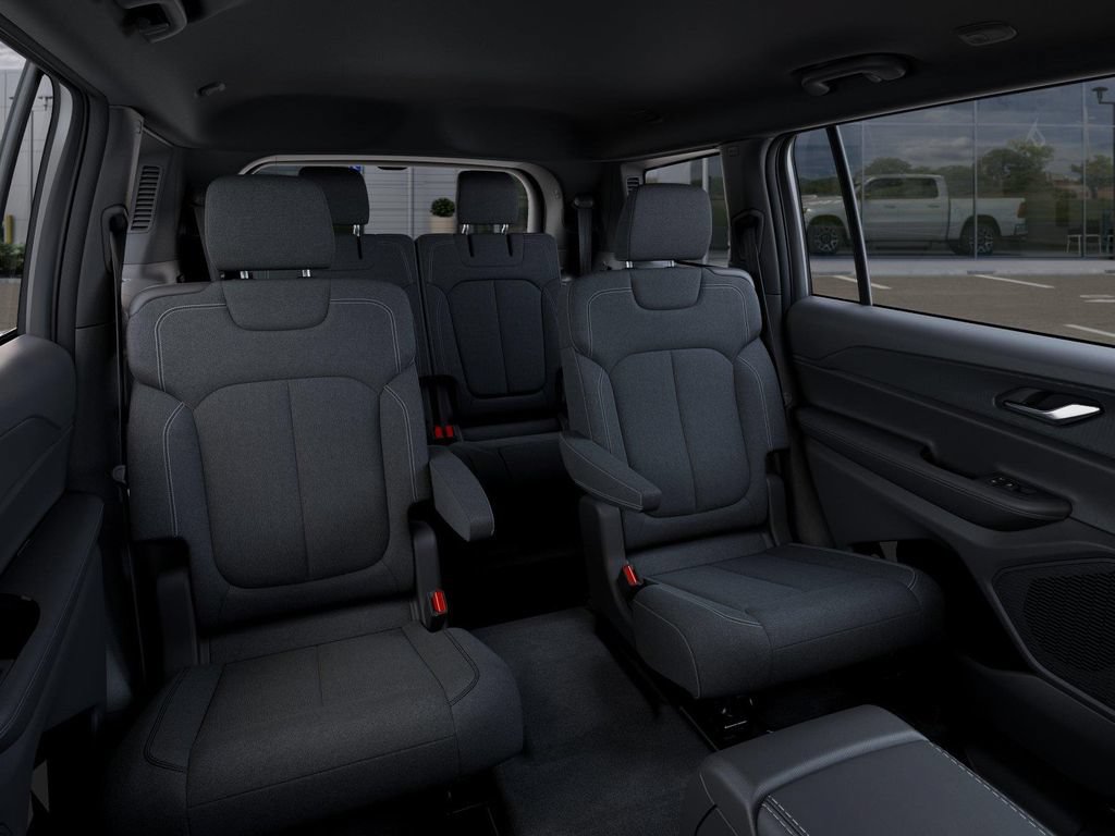 New 2026 Jeep Grand Cherokee L 4WD image 15