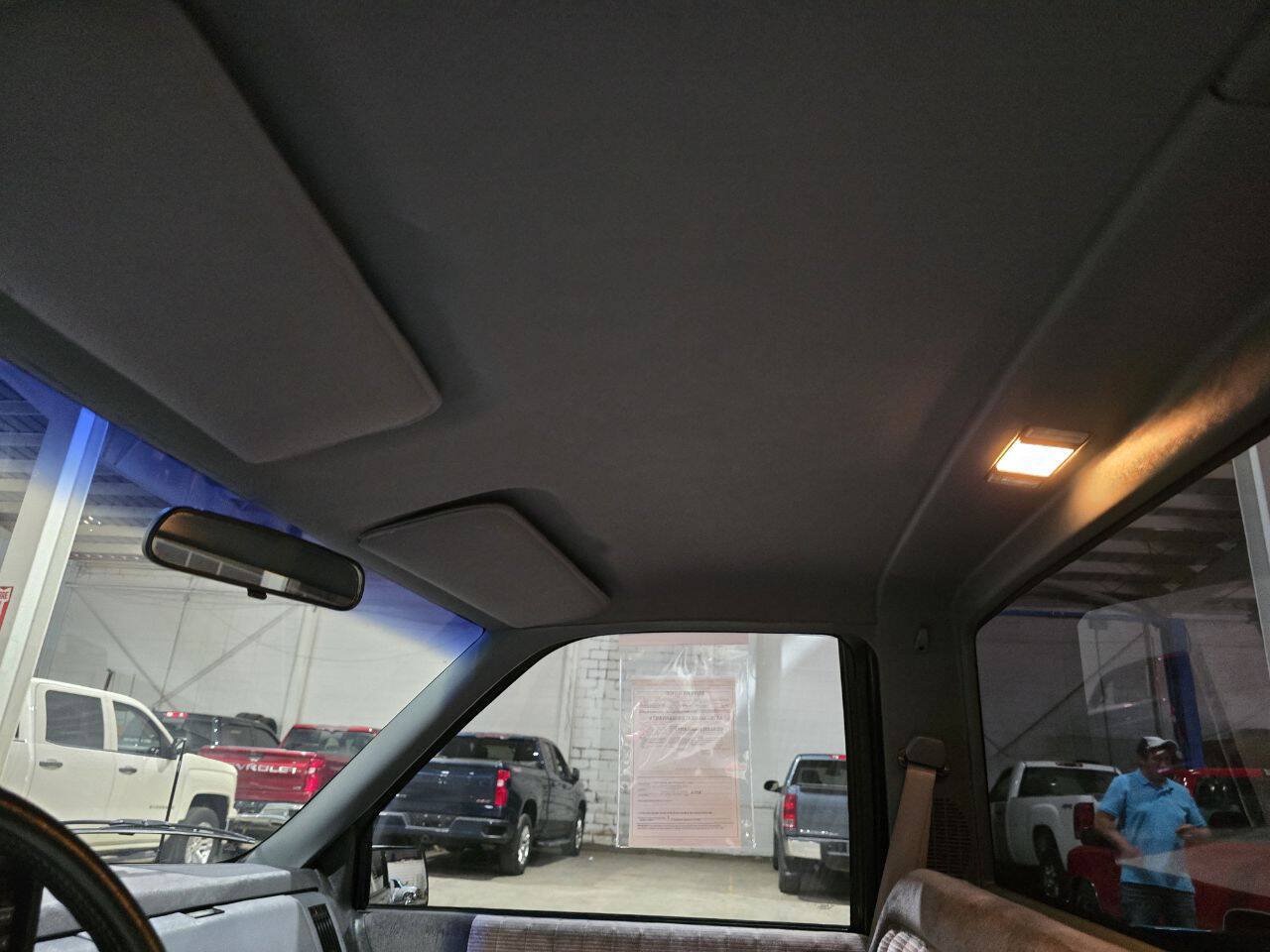 Used 1990 Chevrolet Silverado 1500 2WD Regular Cab image 36
