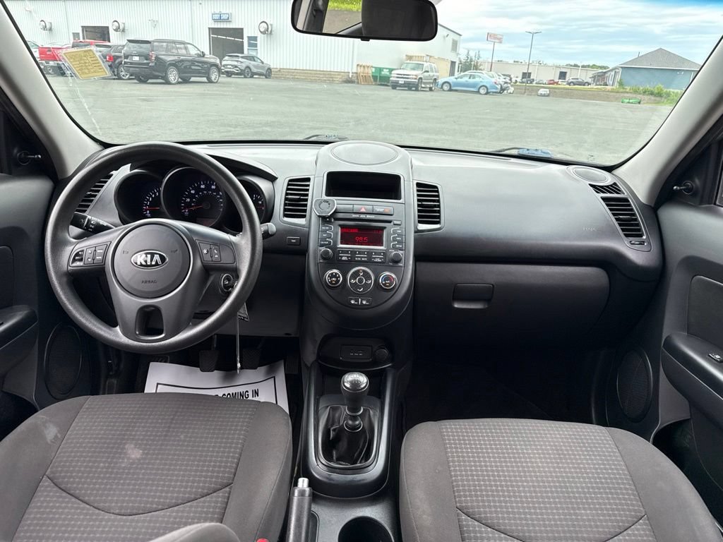 Used 2013 Kia Soul FWD image 13
