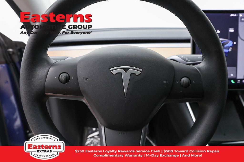 Used 2021 Tesla Model Y Long Range AWD/4WD image 11