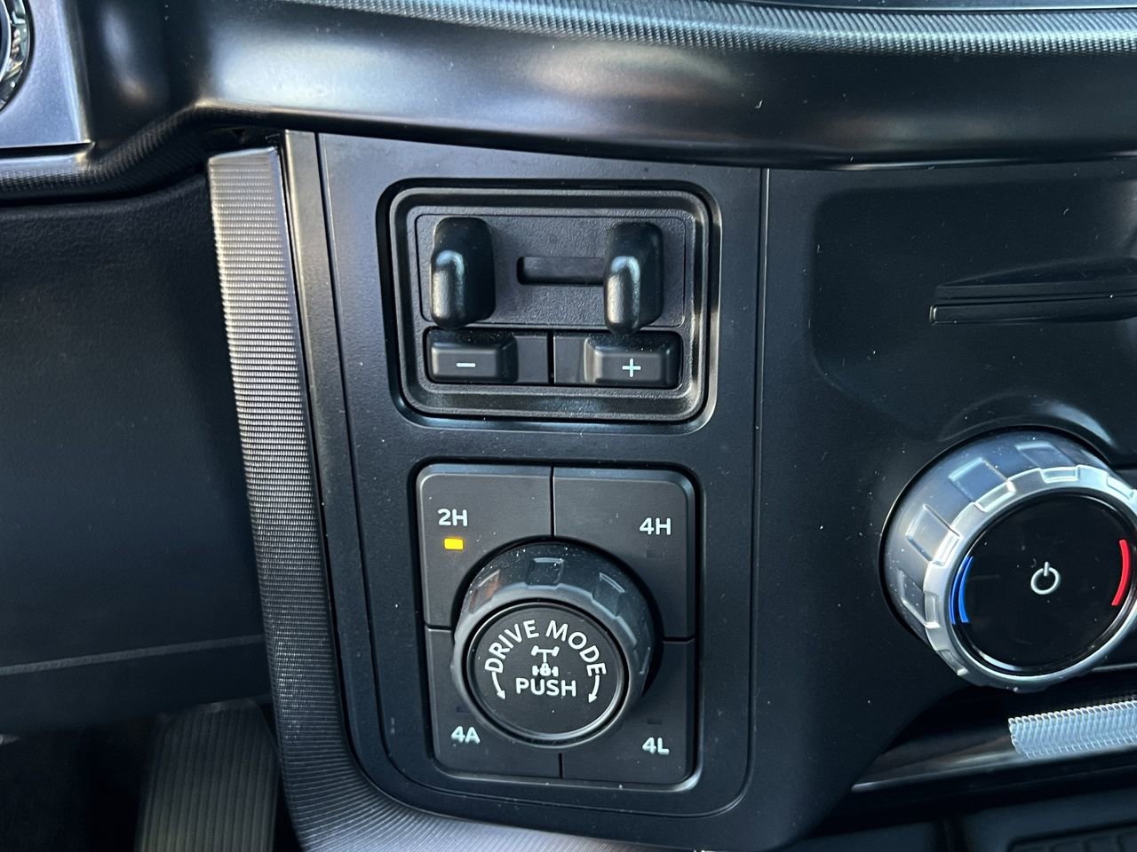 Used 2023 Ford F150 Platinum w/ Equipment Group 701A High AWD/4WD image 20