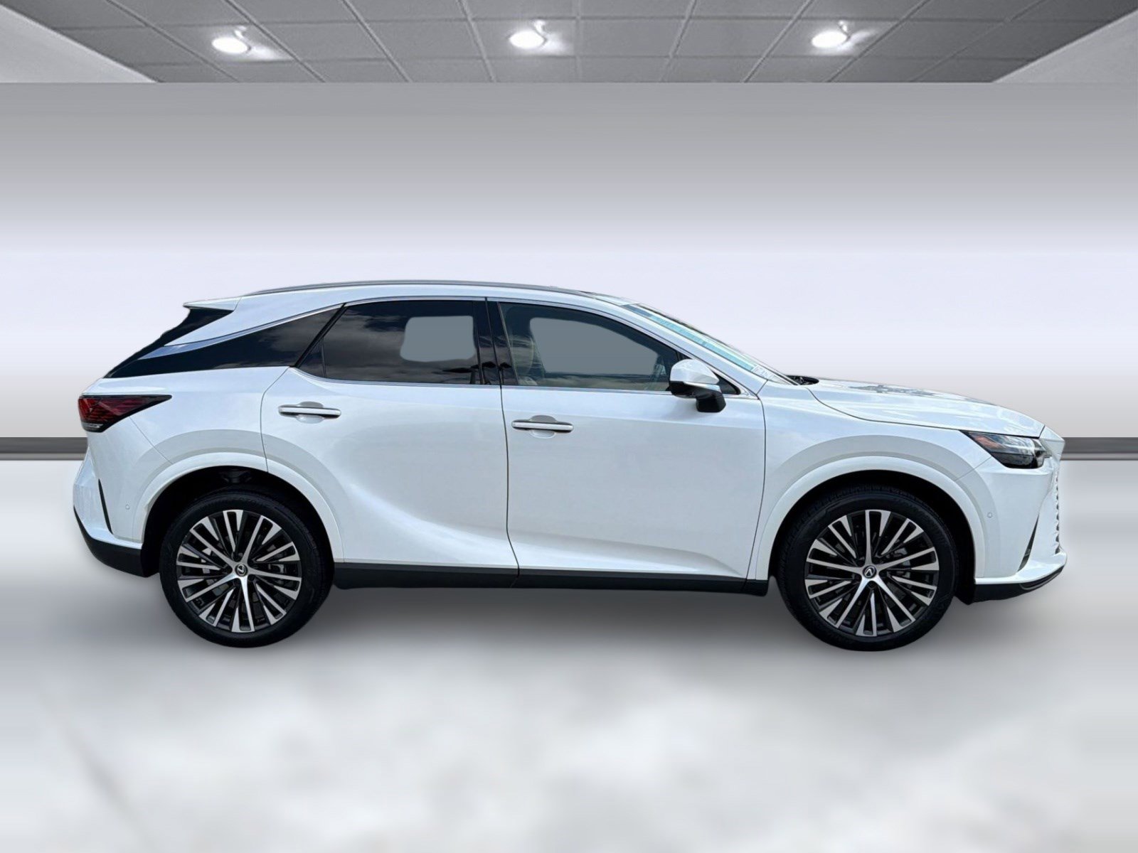 Used 2024 Lexus RX 350 Premium Plus w/ Convenience Package FWD image 8