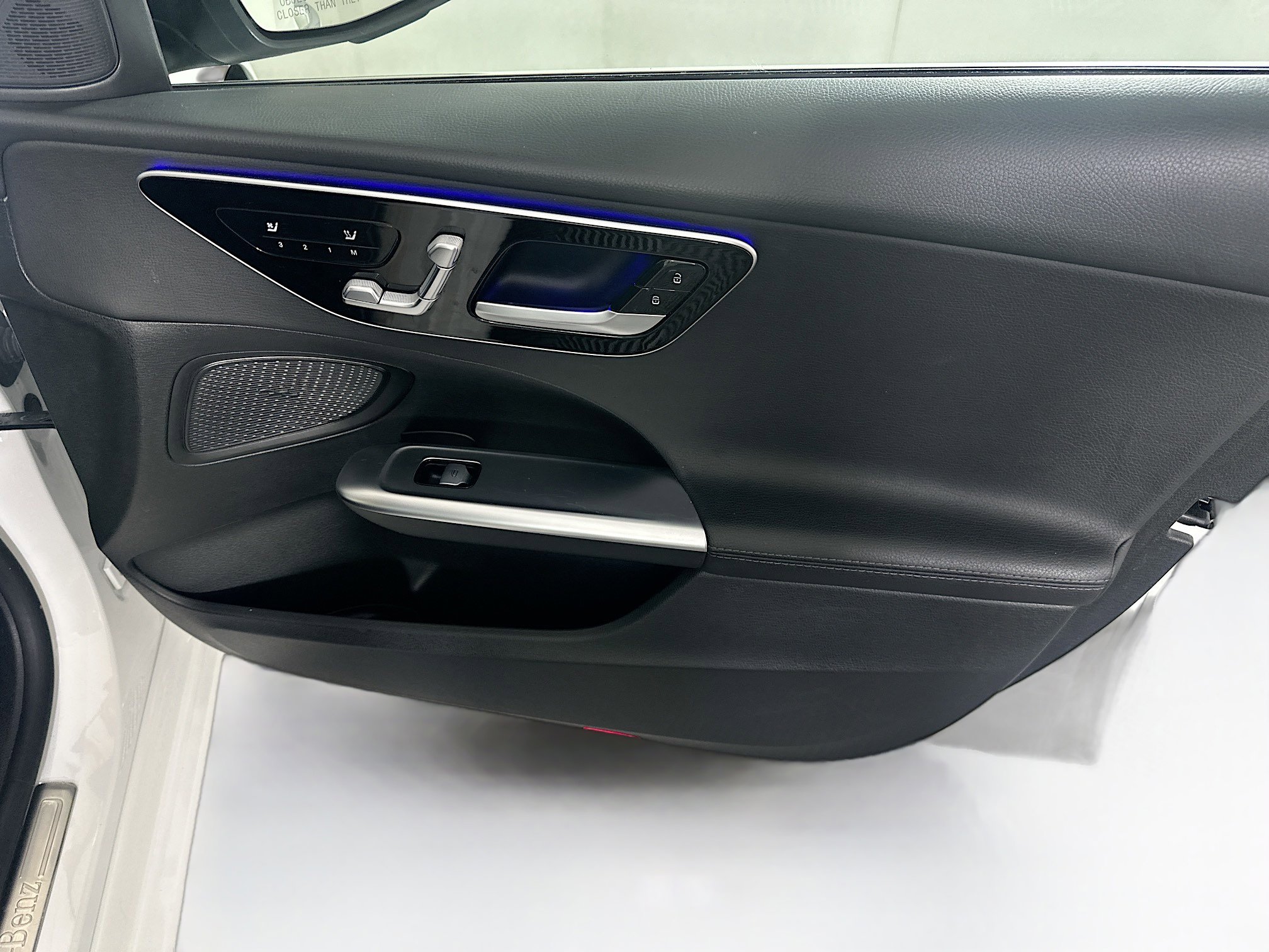 Used 2024 Mercedes-Benz C 300 Sedan image 33