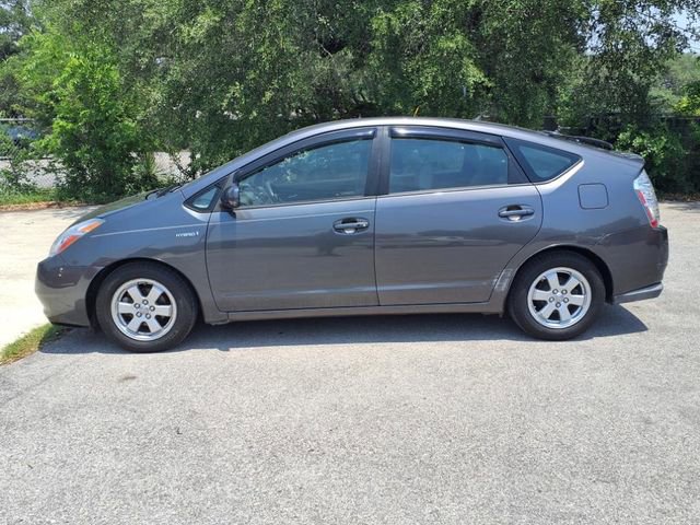 Used 2009 Toyota Prius Touring FWD image 4