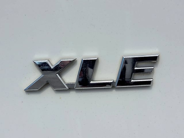 Used 2020 Toyota RAV4 XLE FWD image 10