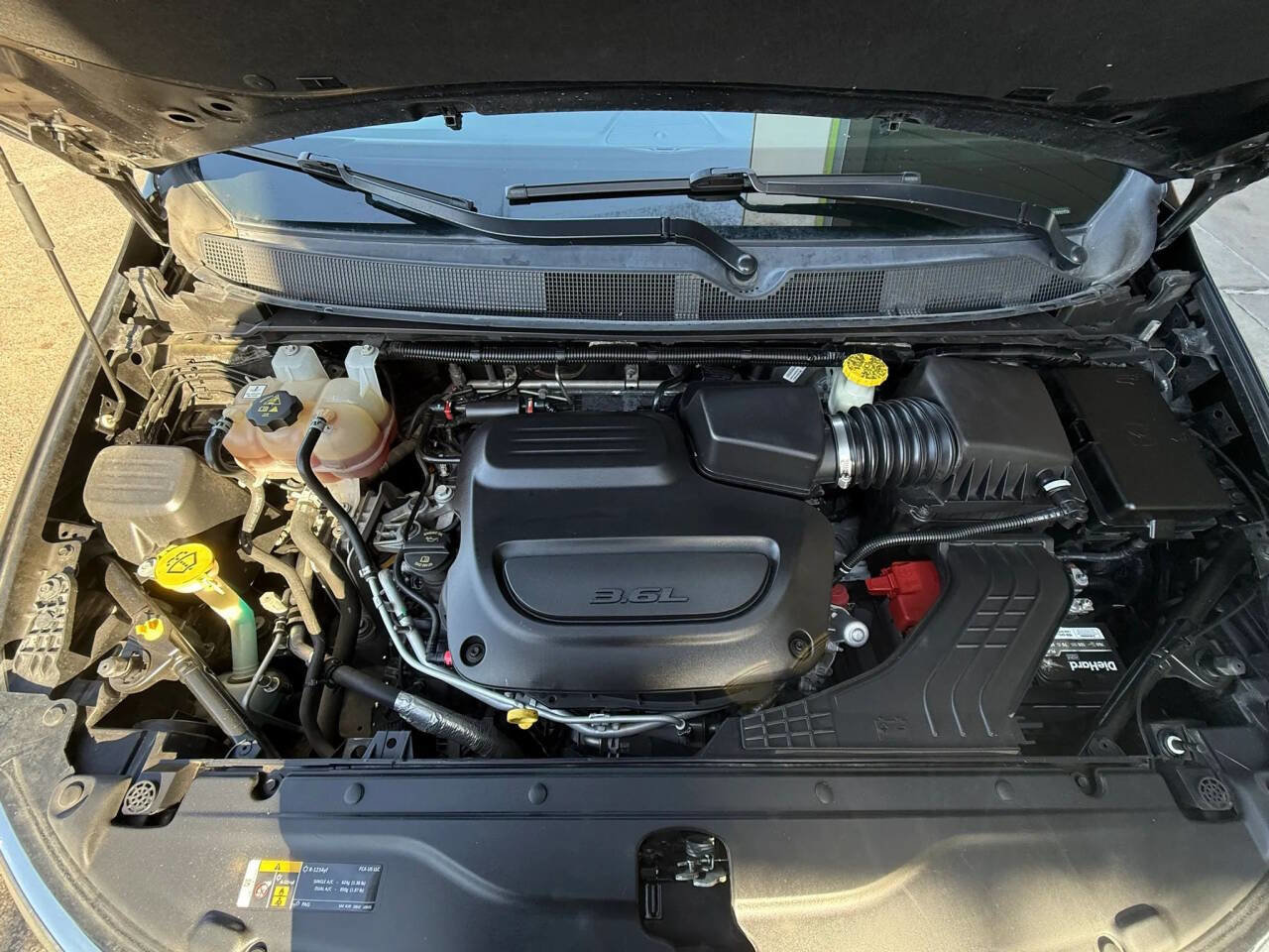 Used 2021 Chrysler Voyager Lxi image 31