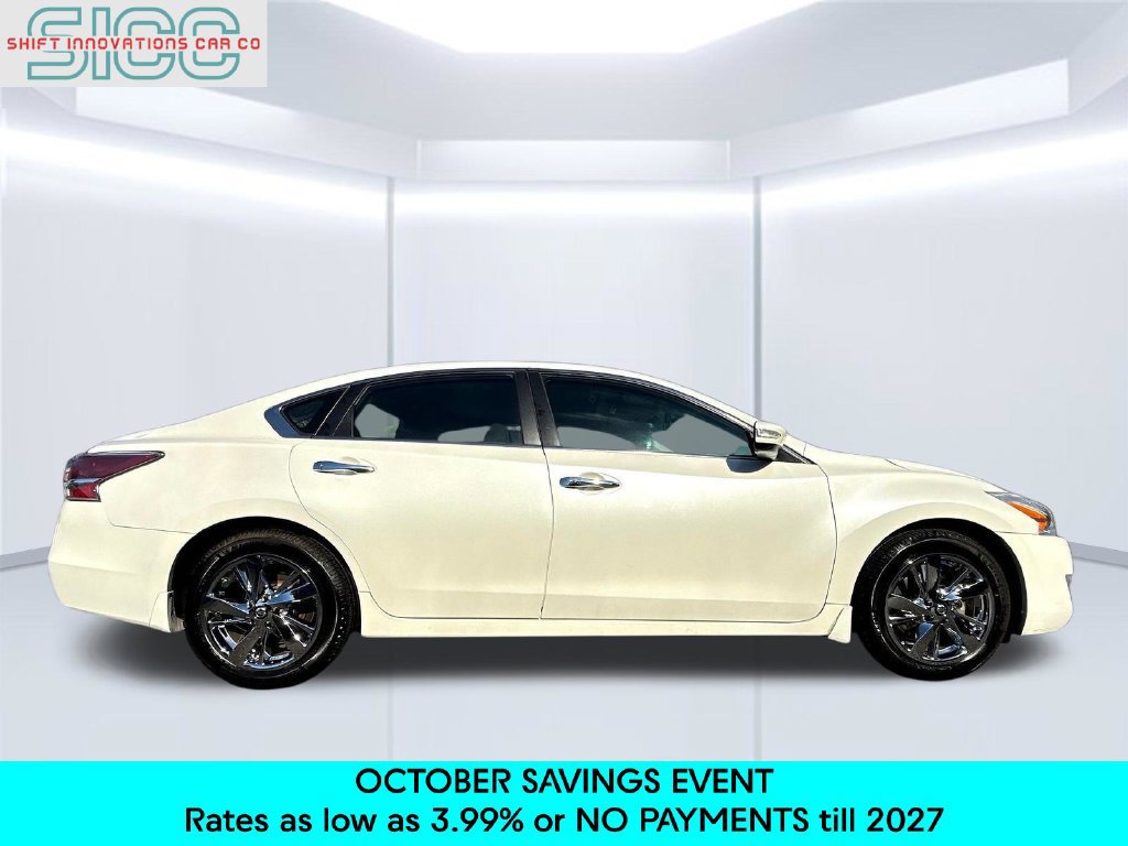 Used 2015 Nissan Altima 2.5 SV w/ Convenience Package FWD image 4
