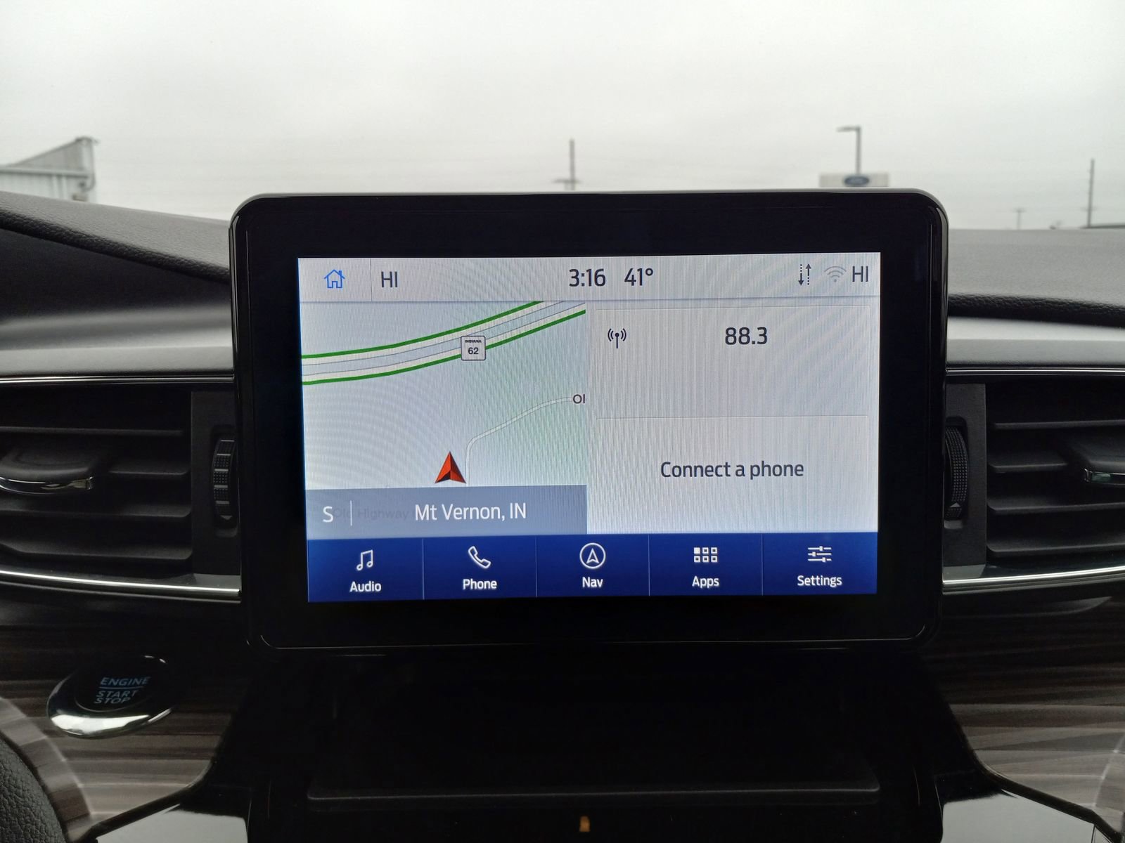 Used 2023 Ford Explorer Limited image 21