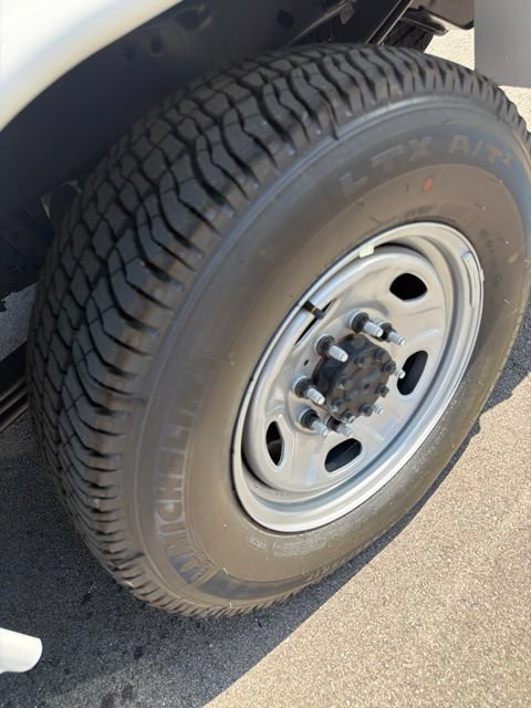 New 2026 Ford F250 XL w/ XL Chrome Package AWD/4WD image 18