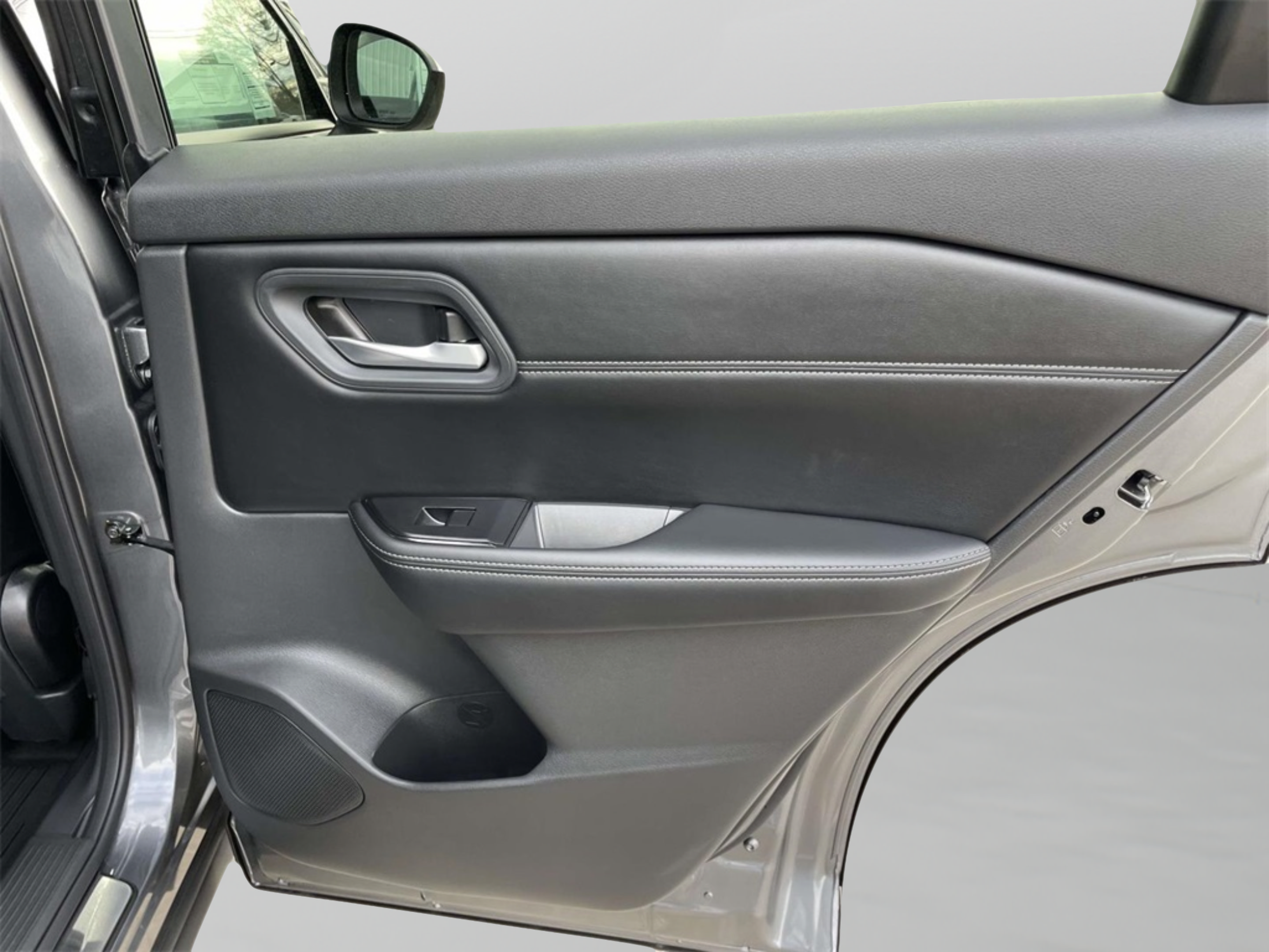New 2026 Nissan Rogue Dark Armor AWD/4WD image 19