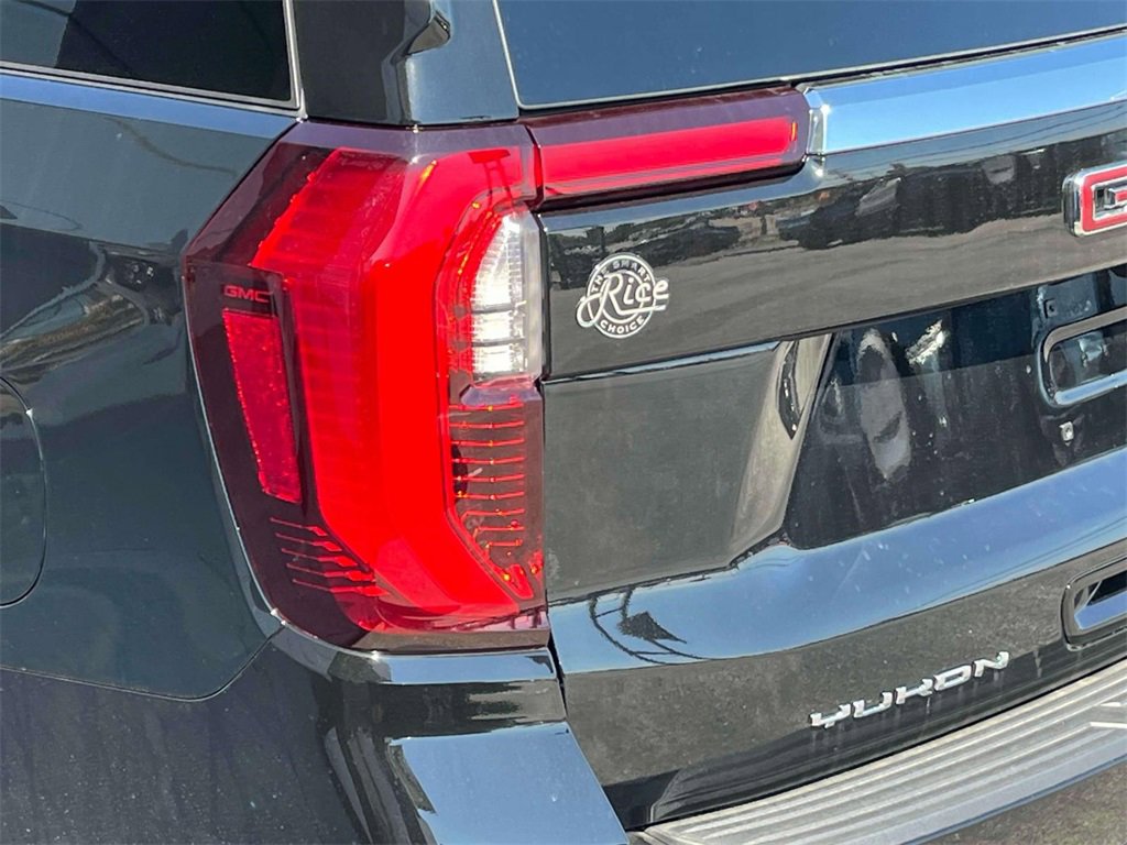 New 2025 GMC Yukon XL Elevation image 10