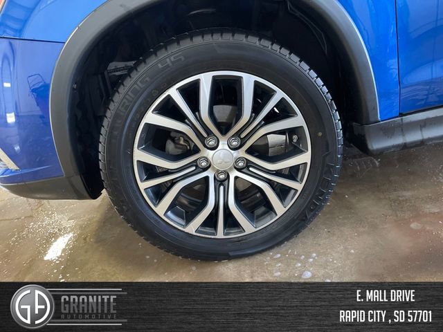 Used 2017 Mitsubishi Outlander Sport ES AWD/4WD image 25