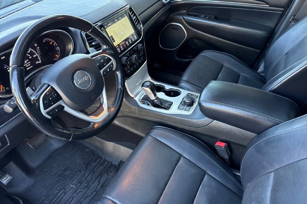 Used 2021 Jeep Grand Cherokee Summit w/ Platinum Series Group AWD/4WD image 4