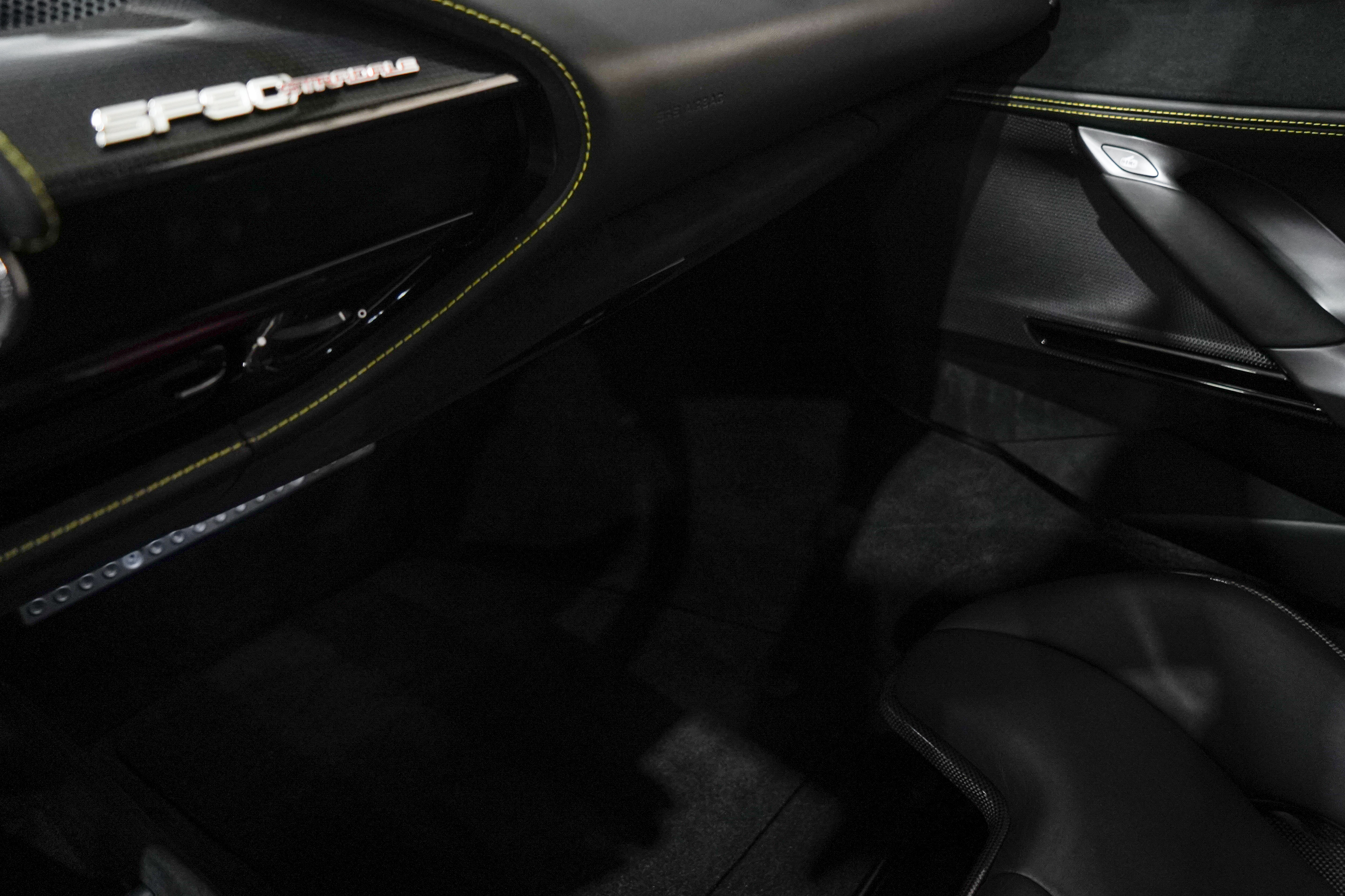 Used 2021 Ferrari SF90 Stradale AWD/4WD image 13