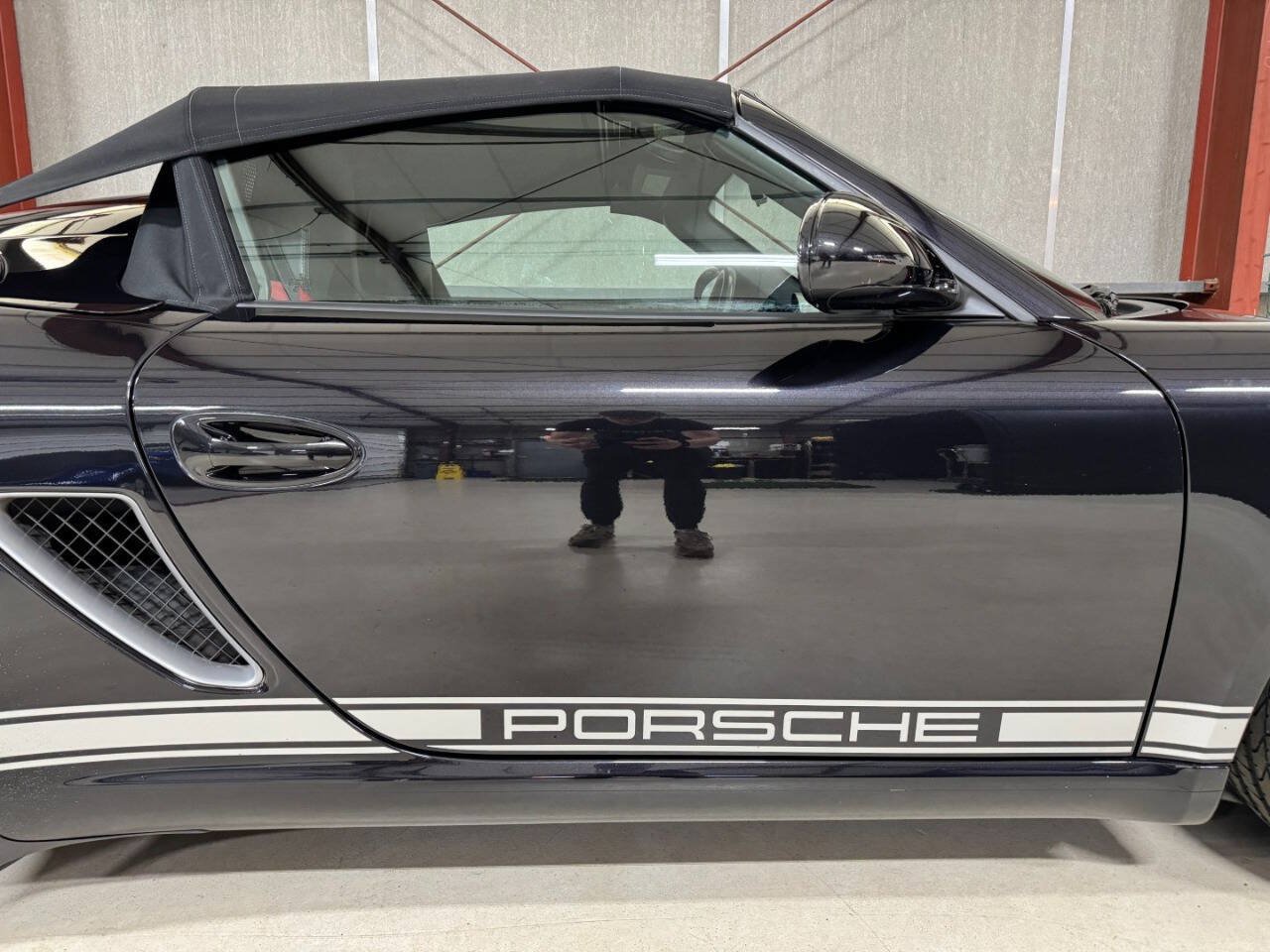 Used 2011 Porsche Boxster Spyder RWD image 38