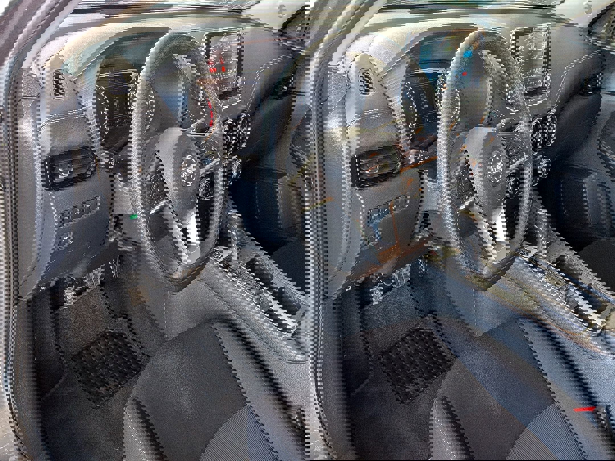 Used 2024 Nissan Sentra SV image 13