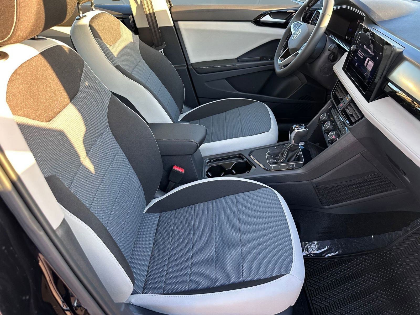 New 2026 Volkswagen Taos S image 21