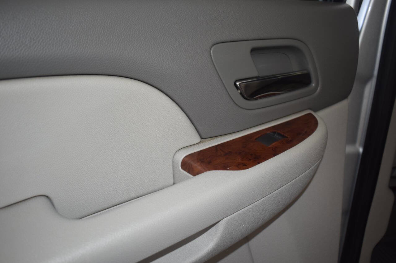 Used 2012 Chevrolet Silverado 3500 LTZ w/ LTZ Plus Package image 65