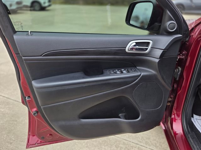 Used 2021 Jeep Grand Cherokee Laredo X image 22