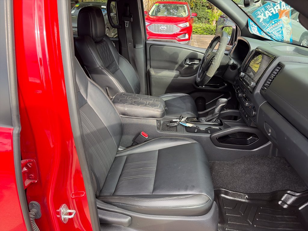 Used 2022 Nissan Frontier PRO-4X w/ Pro-4X Premium Package AWD/4WD image 29