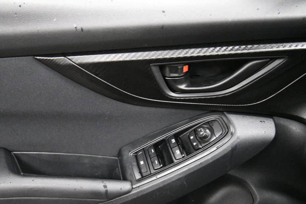 Used 2020 Subaru Impreza 2.0i AWD/4WD image 12