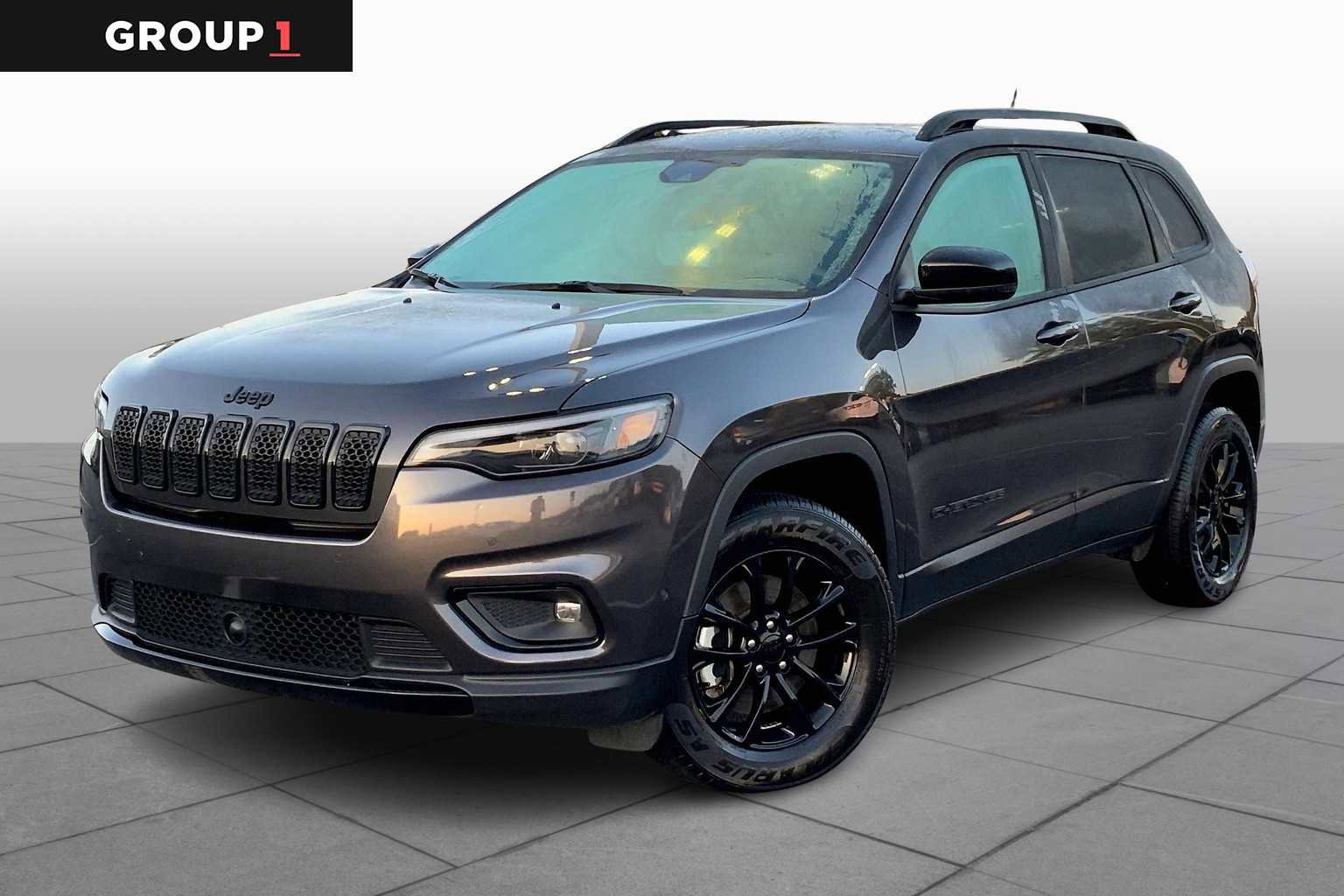 Used 2023 Jeep Cherokee Altitude Lux
