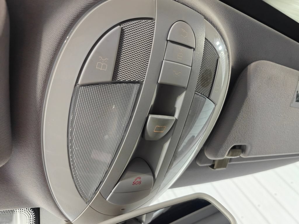 Used 2009 Mercedes-Benz E 350 4MATIC Sedan image 31