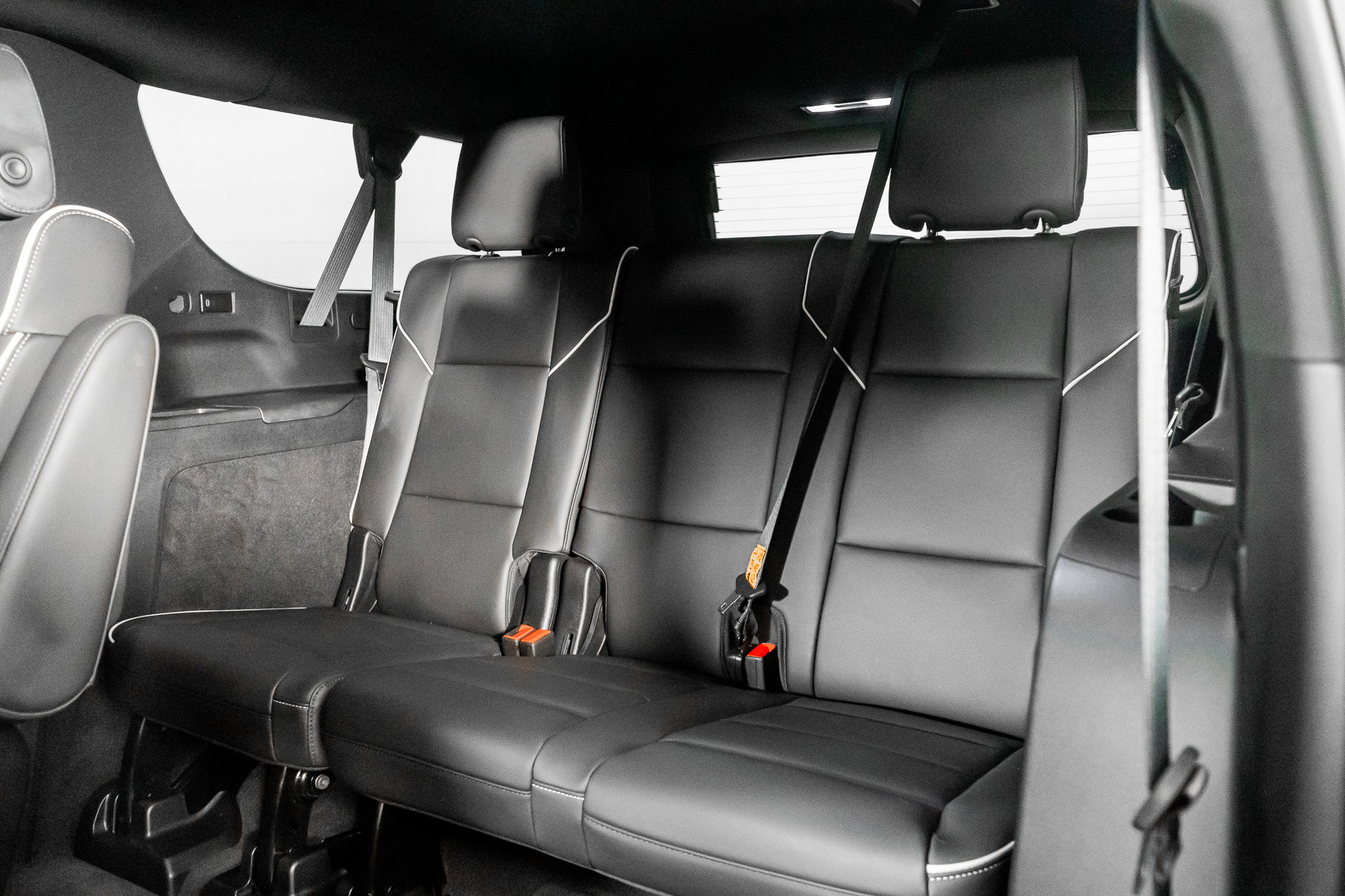 Used 2024 Cadillac Escalade ESV Premium Luxury image 36