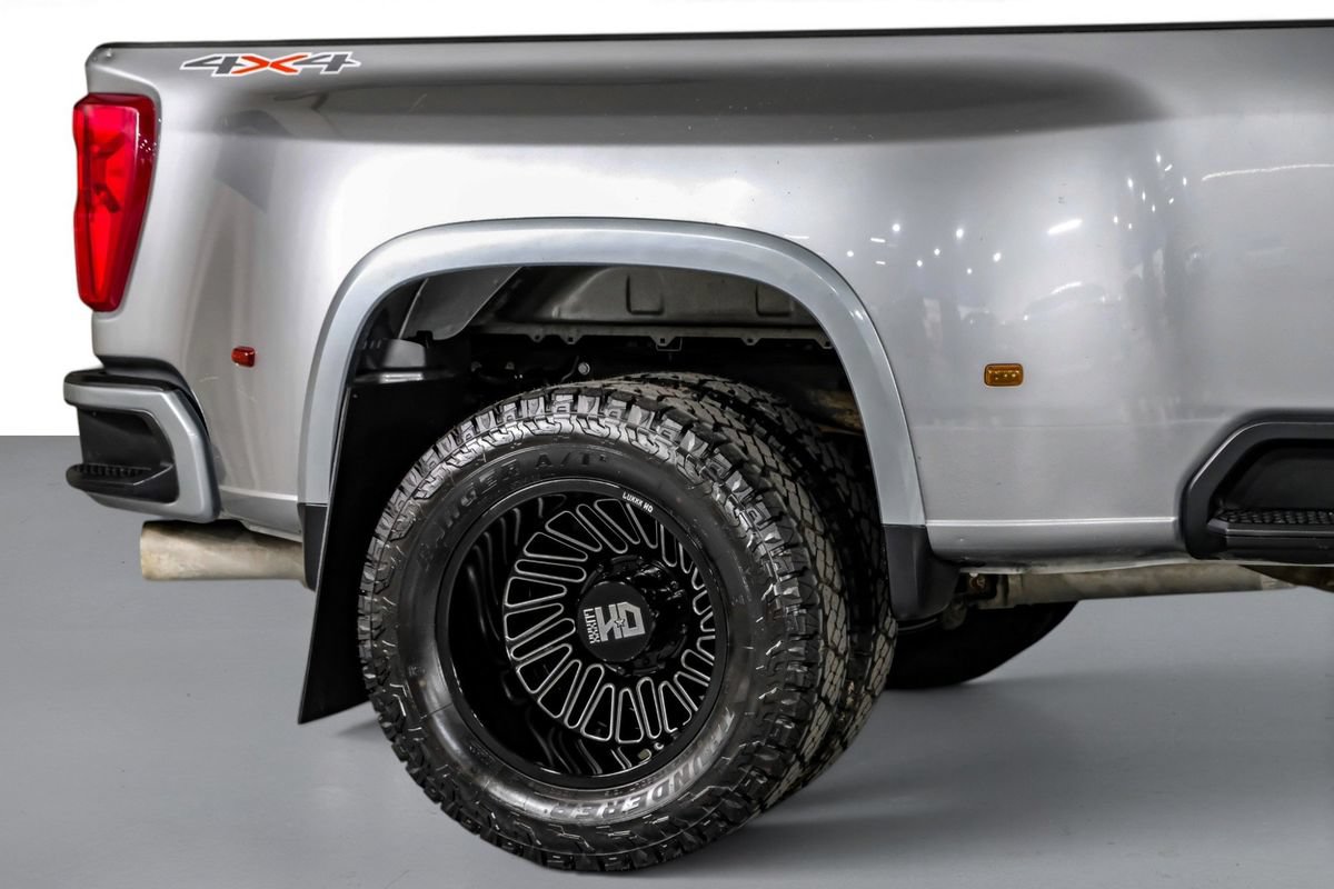 Used 2025 Chevrolet Silverado 3500 LTZ w/ LTZ Convenience Package AWD/4WD image 7