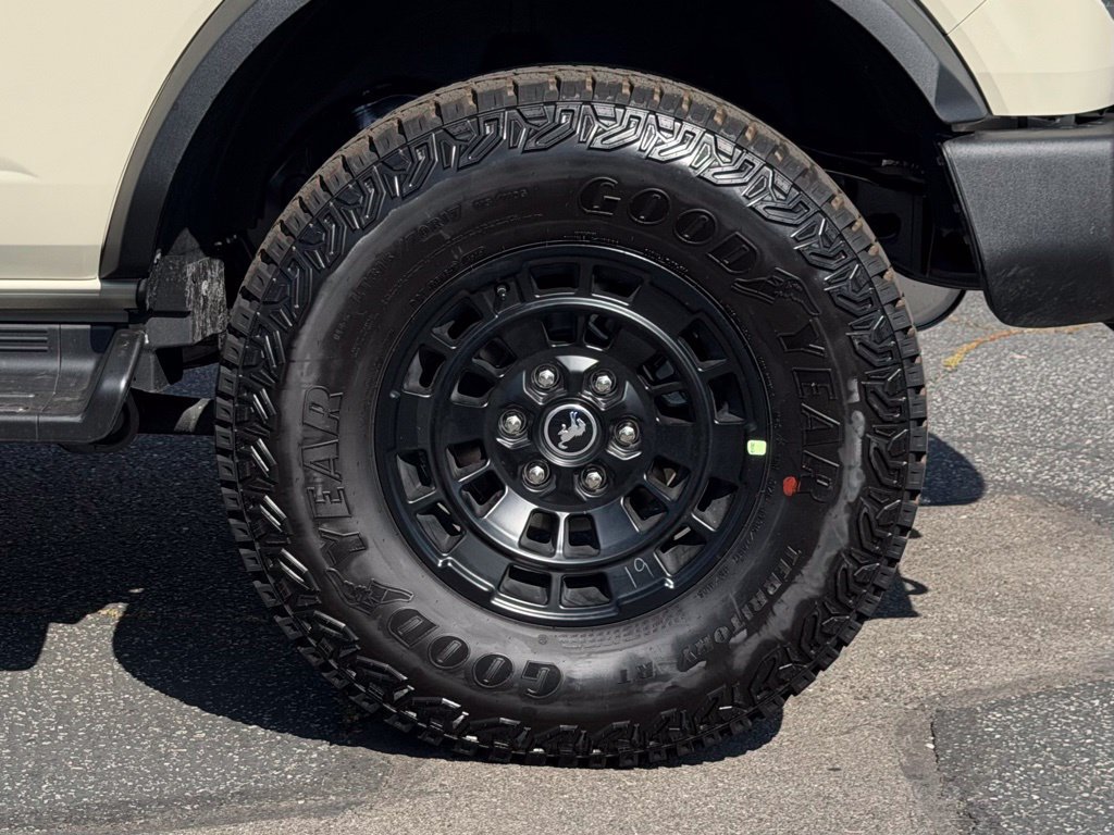 New 2026 Ford Bronco Outer Banks w/ Sasquatch Package AWD/4WD image 12