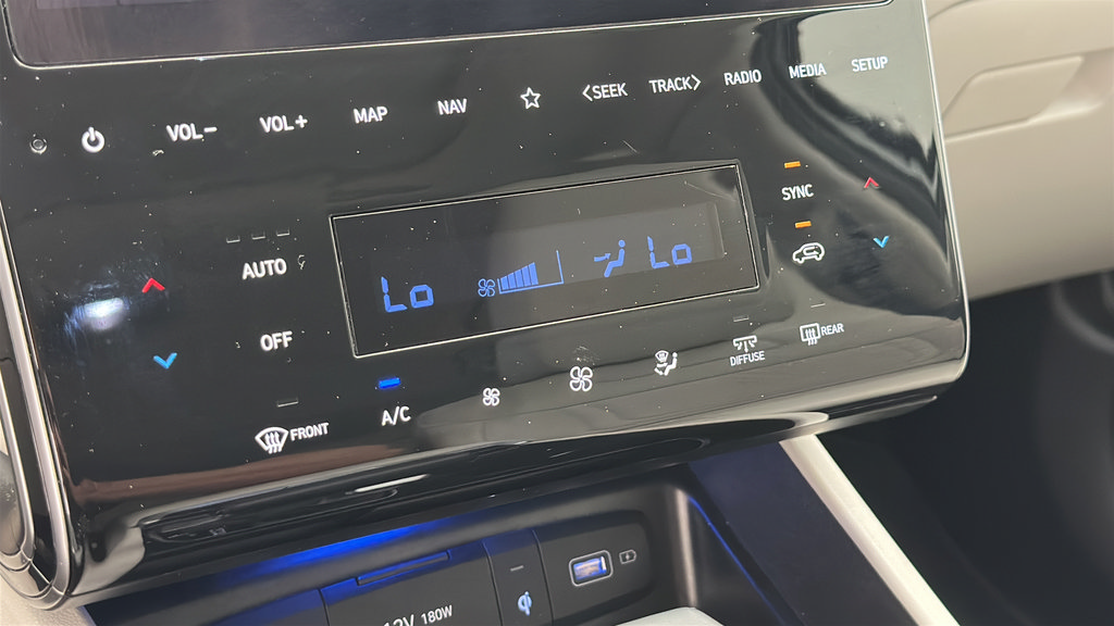 Used 2024 Hyundai Tucson SEL w/ Convenience Package AWD/4WD image 18