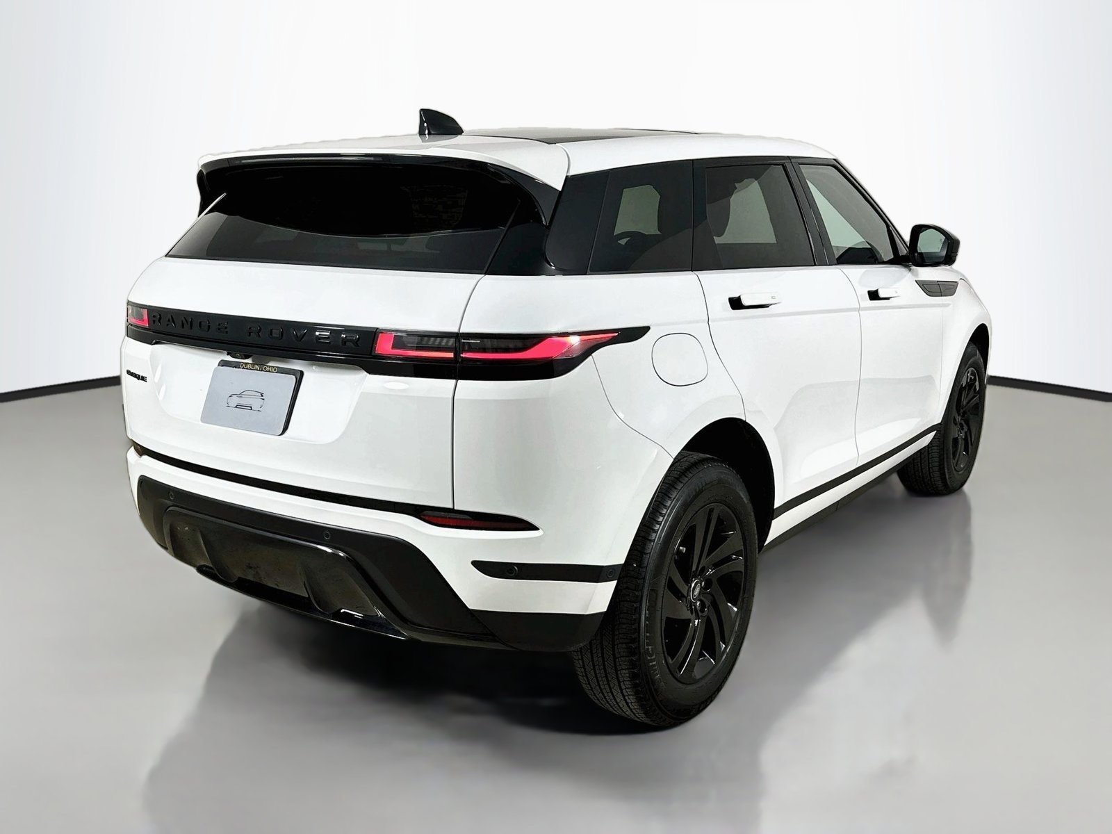 Used 2026 Land Rover Range Rover Evoque S AWD/4WD image 5