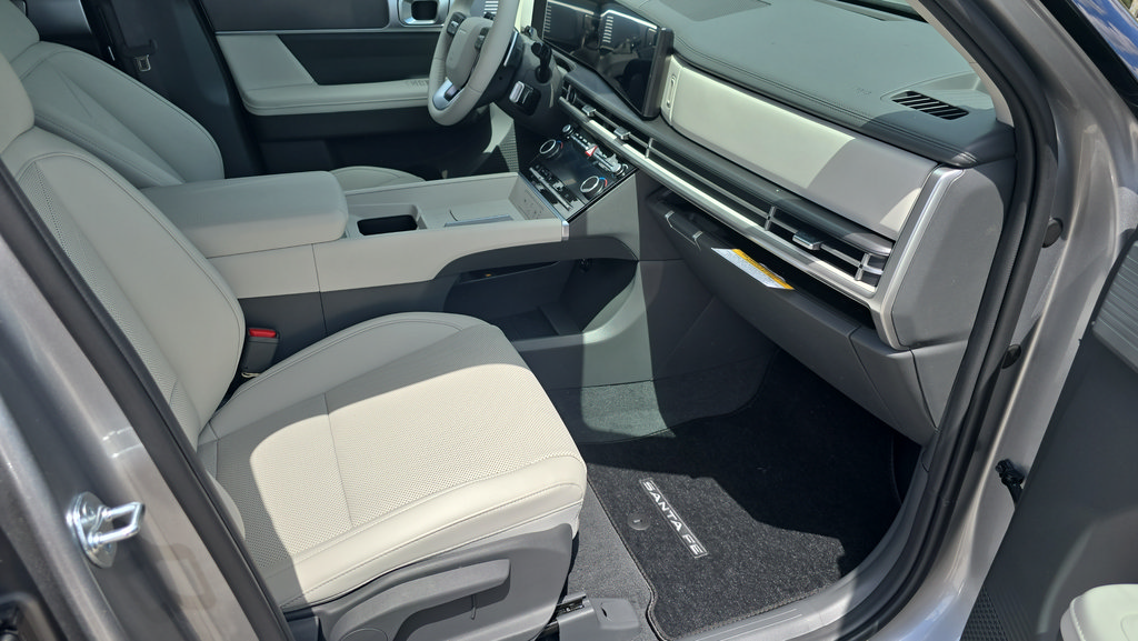 New 2026 Hyundai Santa Fe SEL AWD/4WD image 13