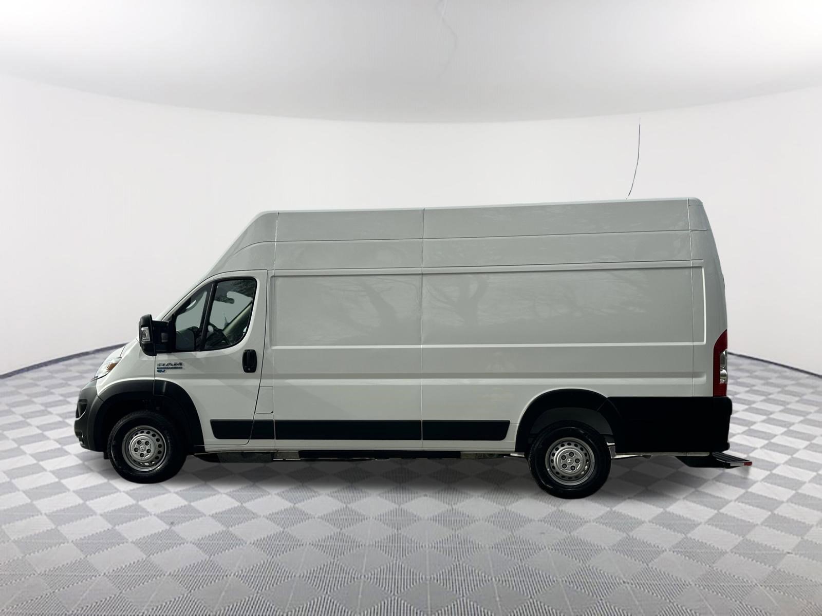 Used 2024 RAM ProMaster 3500 w/ Delivery Van Package image 11